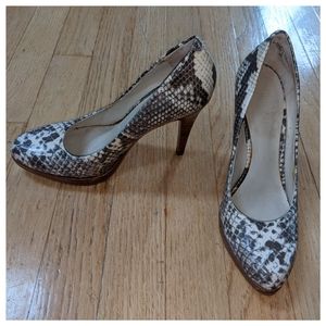 Nine West snake leather heels 5.5